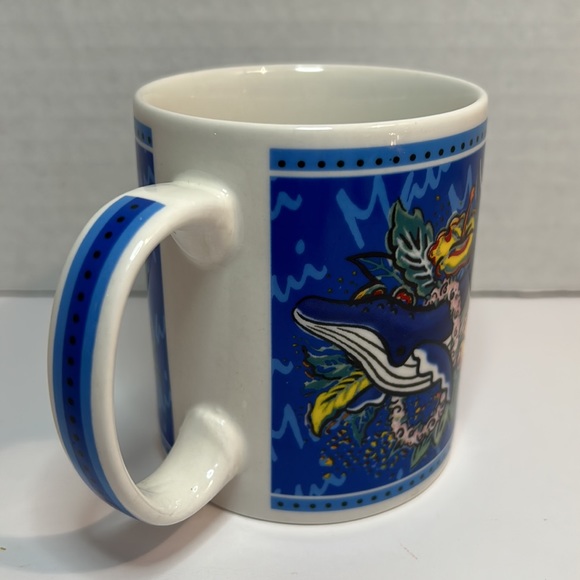 Hilo Hattie Vintage Coffee Mug Maui 2002 Island Heritage Whale Design - Picture 4 of 6